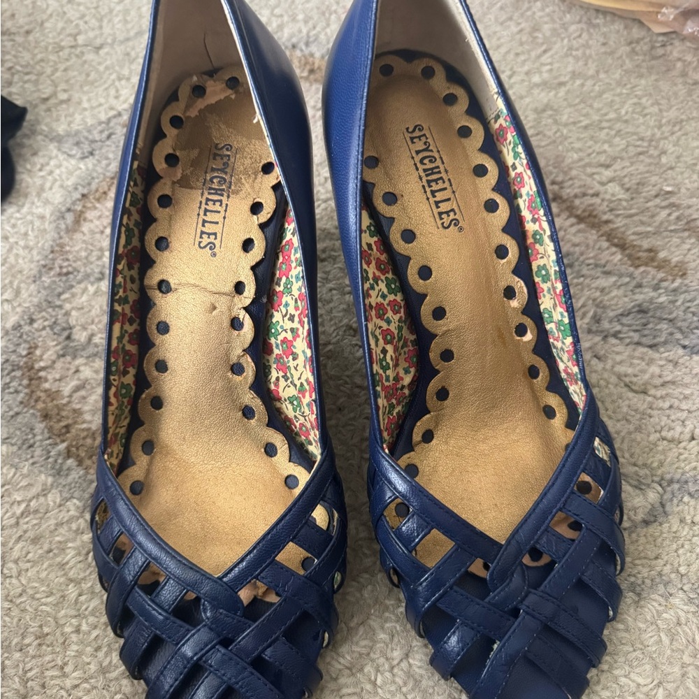 Seychelles Women's Dark Blue Eyeliner Heels